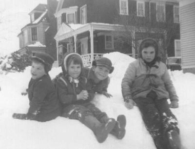 beatrice_dorothy_frank_snowbank00.jpg