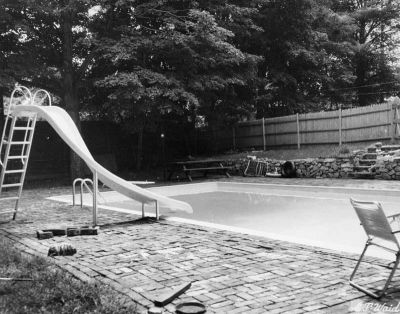 pool01_1969.jpg